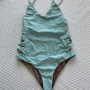 Acacia One Piece Swimsuit Size Medium